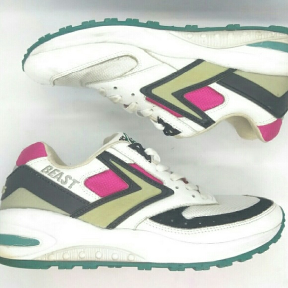 Brooks beast 17 mens pink Clearance